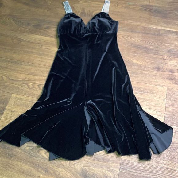 90s black dress. Sexy fairy grunge velour dress.‎ Sweetheart neckline New Years - Picture 3 of 7